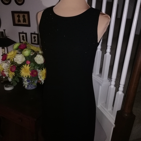 Vintage Classic Little Black Dress by Jones New York - Size 6 - Picture 7 of 9